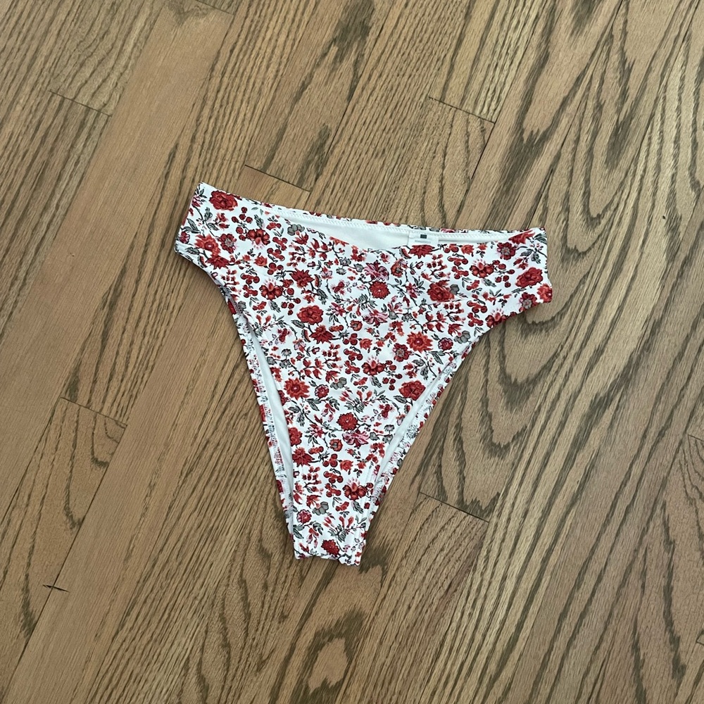 ABERCROMBIE & FITCH Floral Bikini Bottoms NWOT